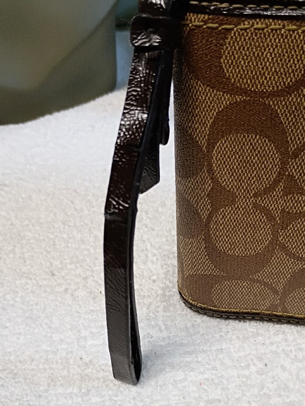 Coach Wristlet Bundle - Picture 5 of 11